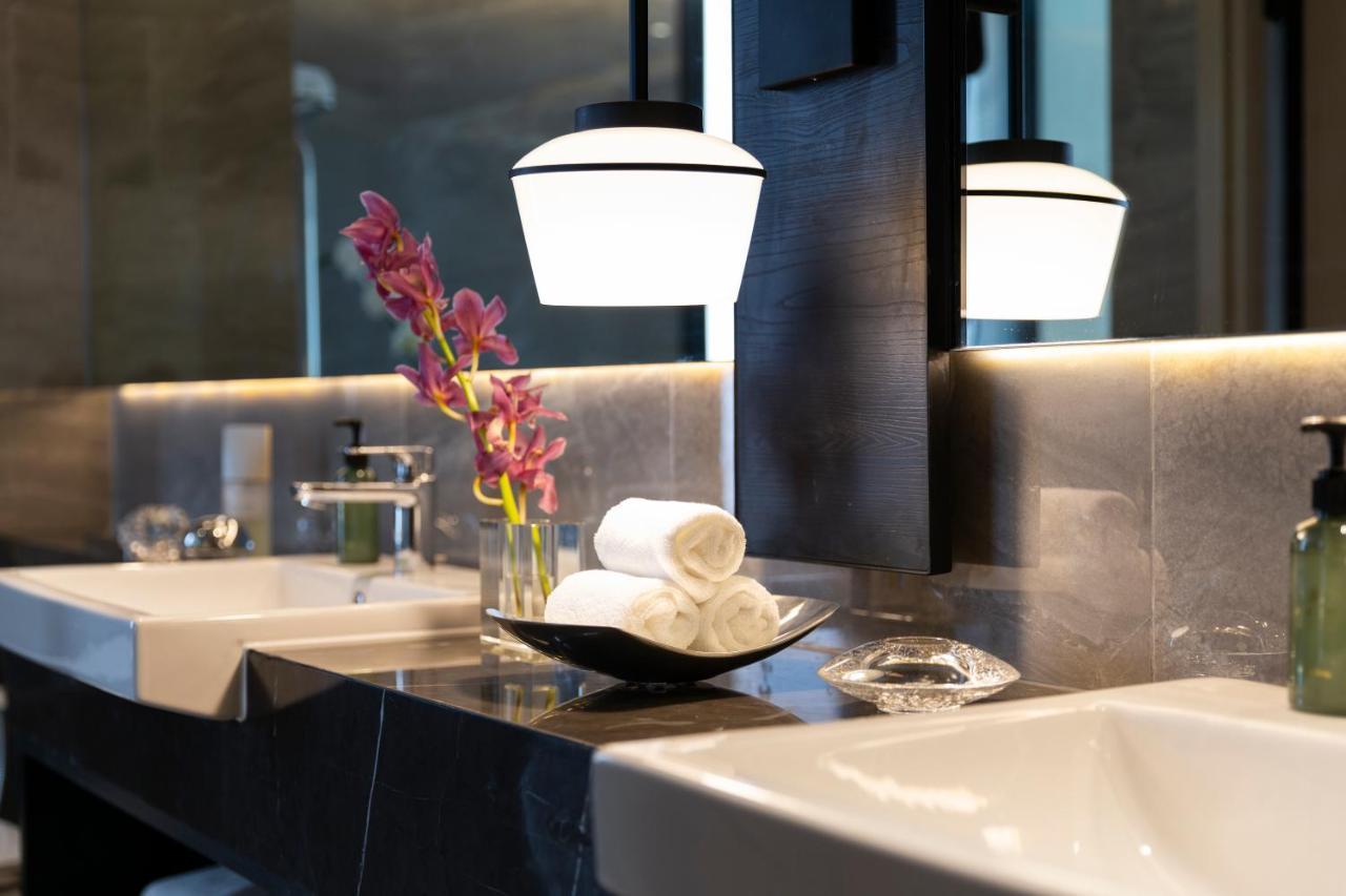 Ascott Thonglor Bangkok Hotel Exterior foto Bathroom
